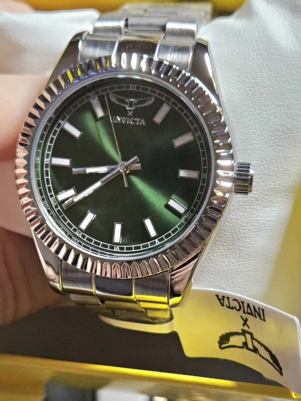 Invicta Specialty Stainless Steel Quartz Watch – Green Dial 40mm